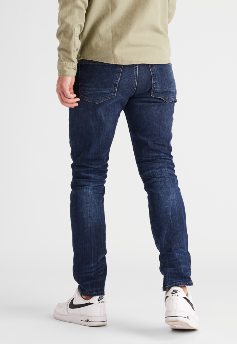 Porter Slim Tapered Jeans