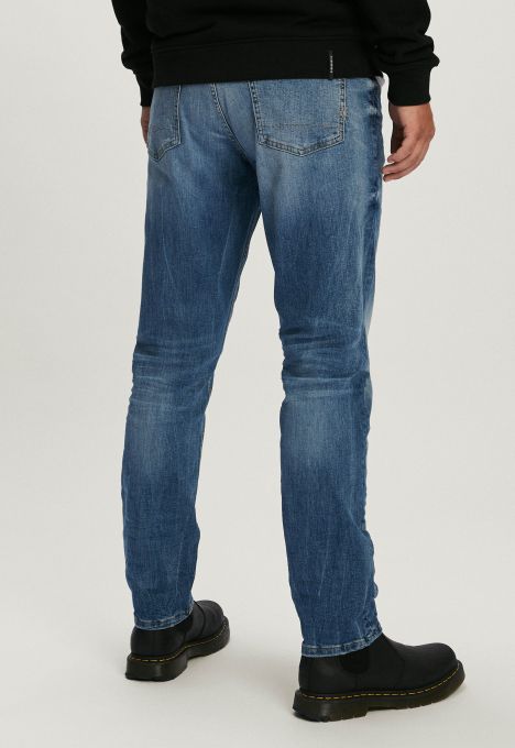Lewis Regular Tapered Jeans