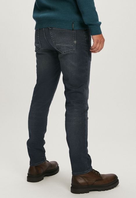 Porter Slim Tapered Jeans