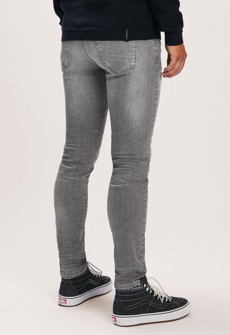 Porter Slim Tapered Jeans 