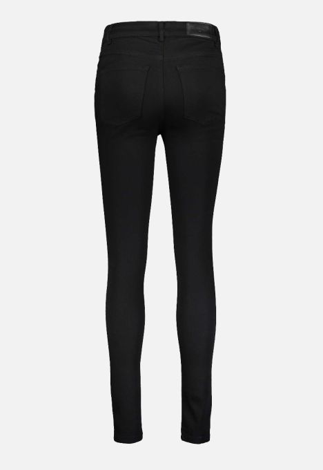 Celsi Super Skinny Jeans