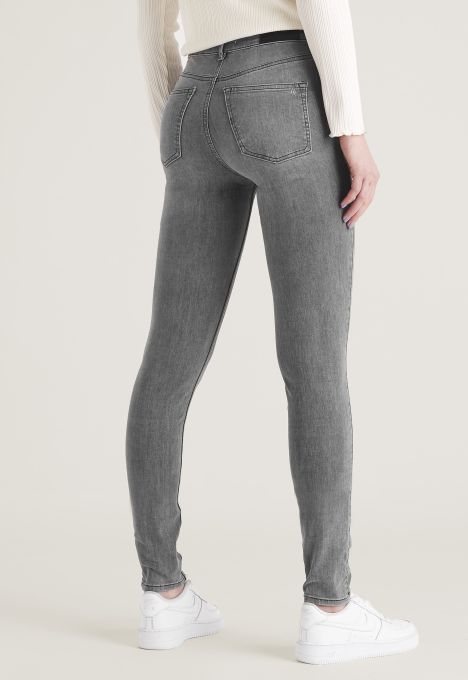 Celsi Super Skinny Jeans