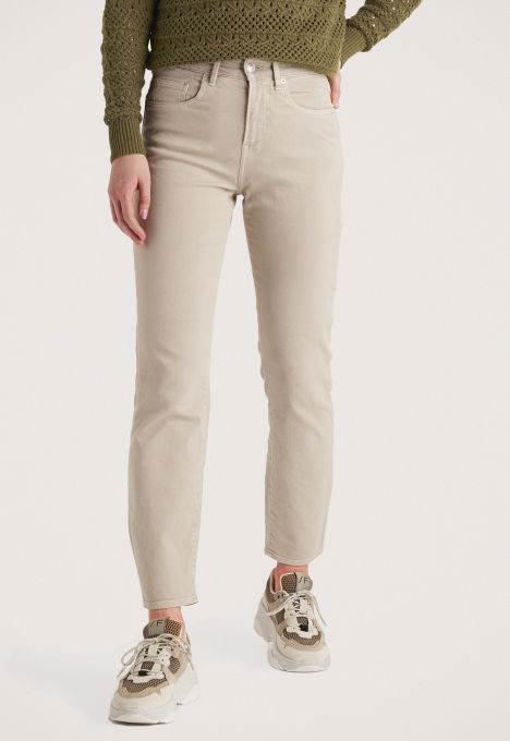 Cinna Girlfriend Slim Jeans