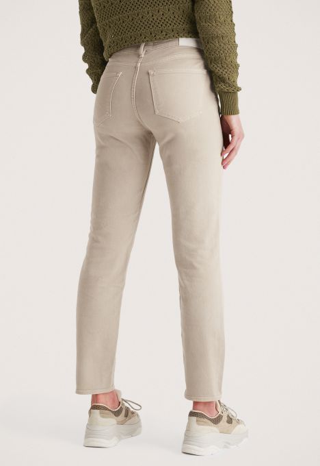 Cinna Girlfriend Slim Jeans