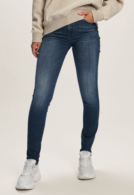 Celsi Super Skinny Jeans