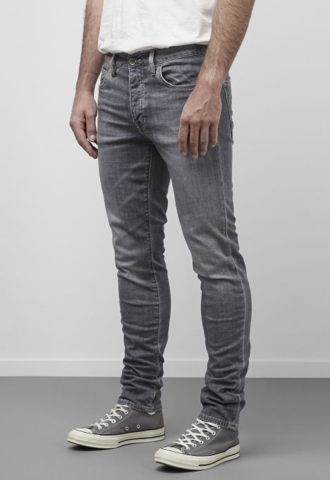 Porter Slim Tapered Jeans