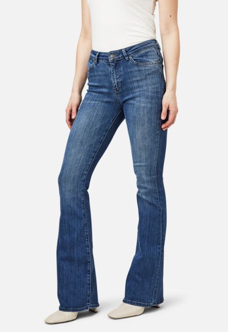 Celsi Flare Jeans