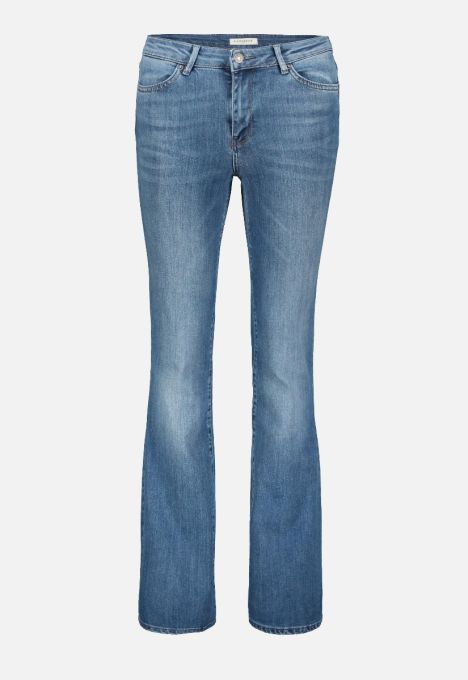 Celsi Flare Jeans