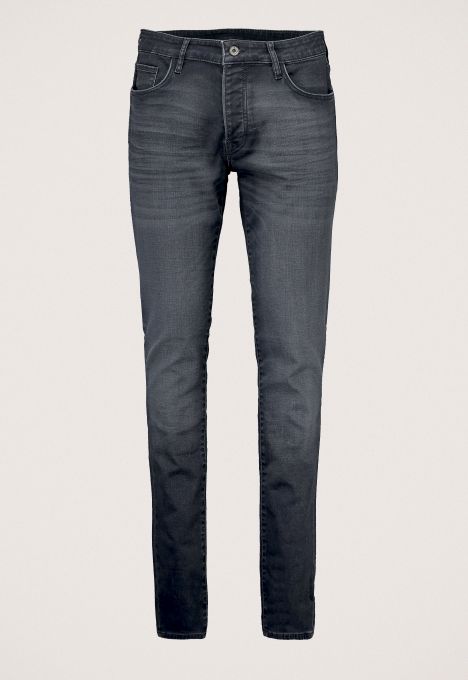Porter Slim Tapered Jeans